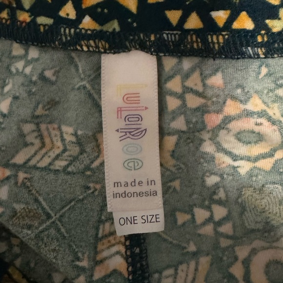 LulaRoe One Size Leggings, Emerald Green and Yellow Design - Picture 2 of 2